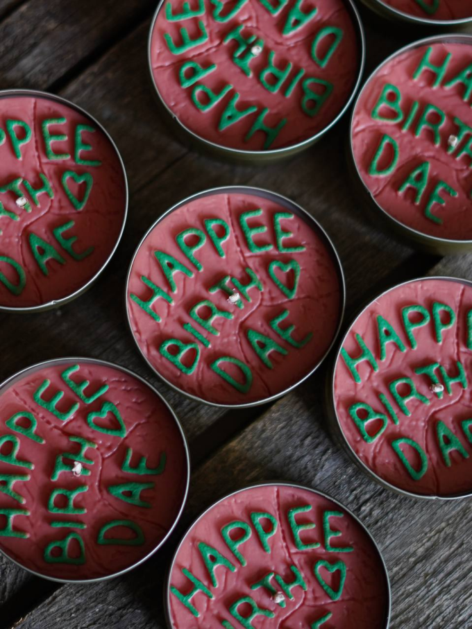 Соєва свічка HAPPY BIRTHDAY  з ароматом випічки